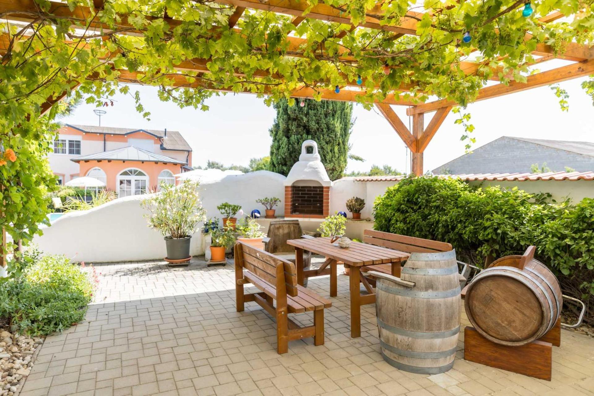 Sekt & Wein - Walter Klein Appartement Illmitz Buitenkant foto