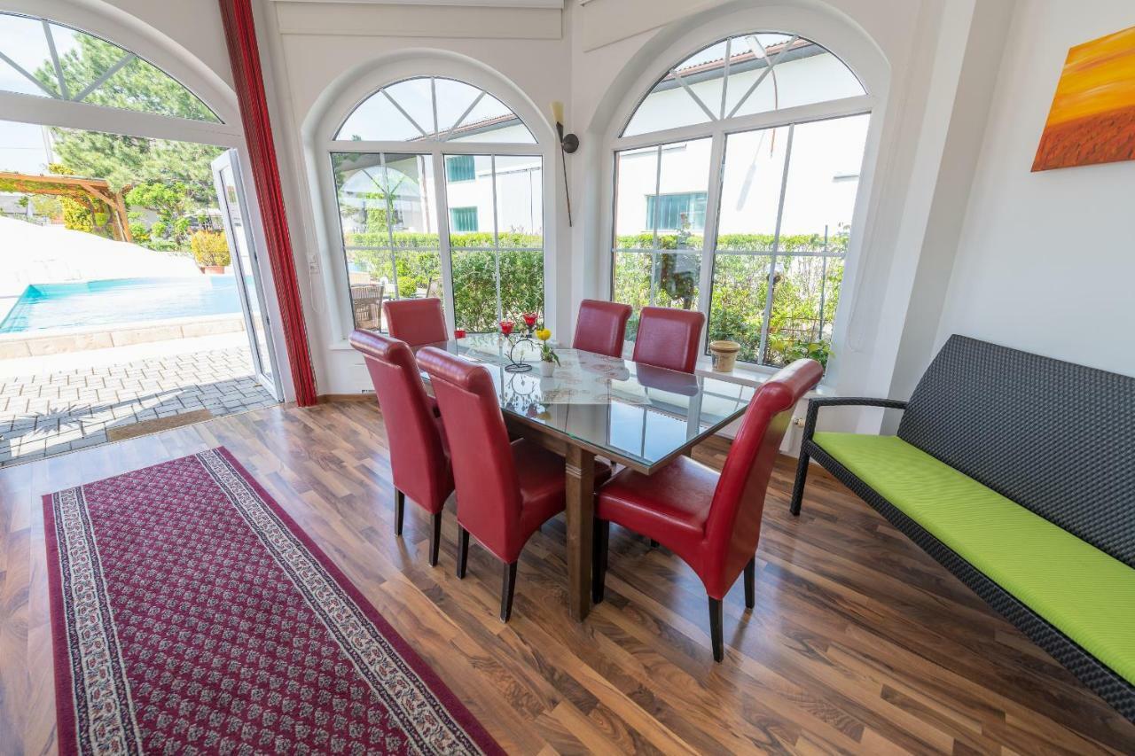 Sekt & Wein - Walter Klein Appartement Illmitz Buitenkant foto